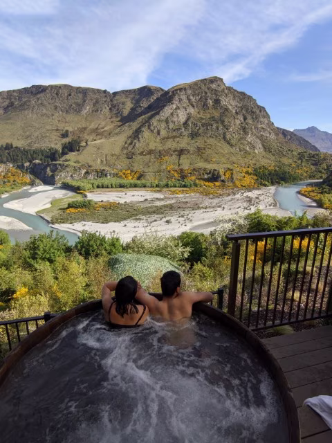 onsen hot pool queenstown new zealand