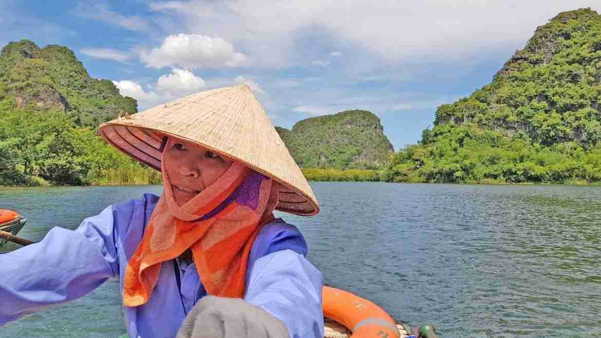 Ninh Binh Trang An Grottoes Boat Tour Guide Cover