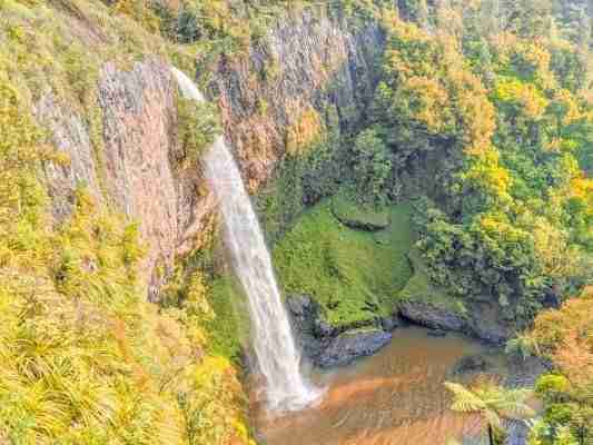Raglan-Top-Attraction-Things-To-Do-Bridal-Veil-Falls-Waikato-New-Zealand-Travel-Guide
