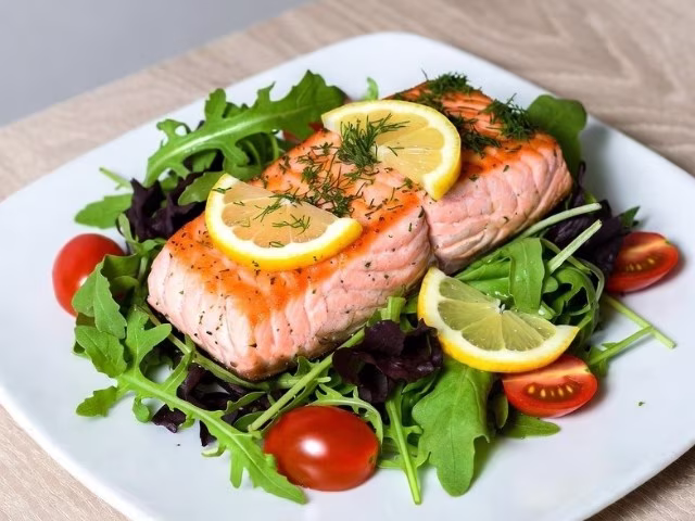salmon salad healthy eating
