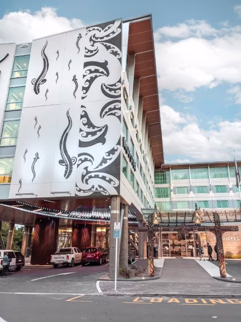 Novotel Hamilton Tainui Review Hotel Entrance