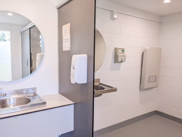 Pakiri Beach Holiday Park Review Accommodation Bathroom Family Things To Do Attraction Activities Goat Island Auckland New Zealand Travel Blog Kida