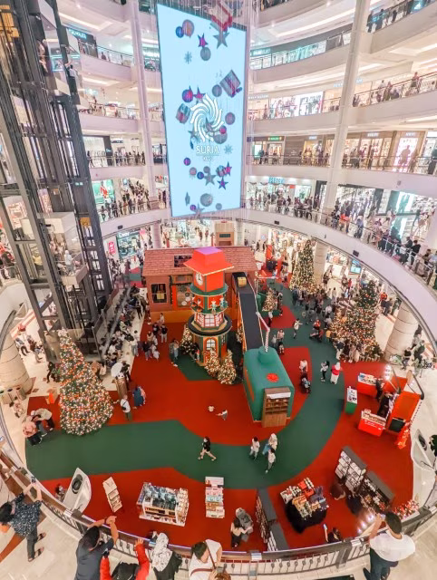 Suria KLCC Kuala Lumpur Christmas Centre Court
