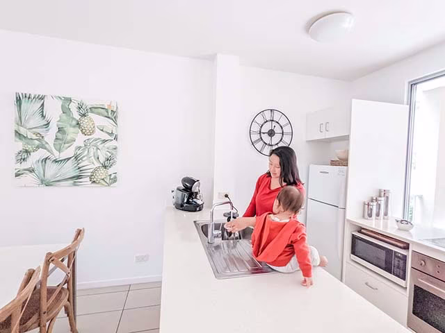 Digital Nomad Lifestyle Noosa Parent Millennials Australia Full Time Travel Family Blog Kida