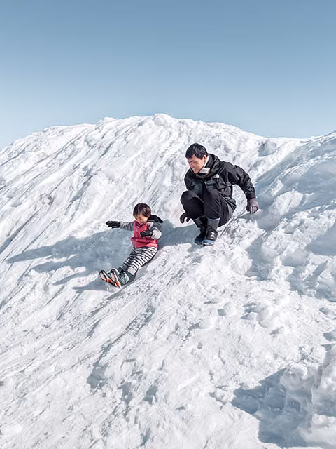 Things To Do in Mt Ruapehu Tongariro Kids Whakapapa Village Happy Valley Family New Zealand Must Do Attractions Activity Winter Travel Blog Kida