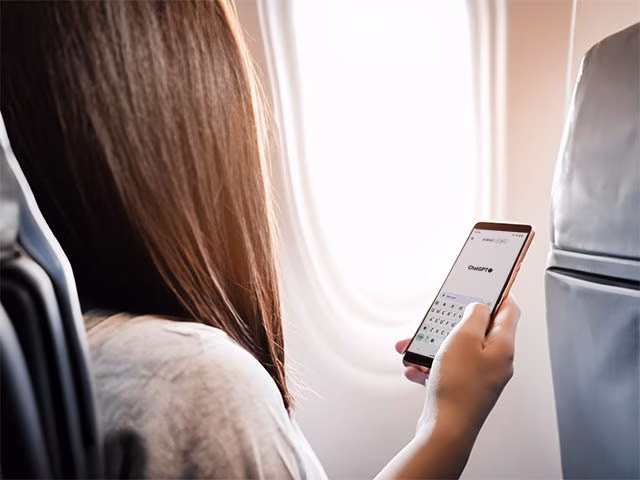 ChatGPT App AI Artificial Intelligence Make Money While Travel Blog Kida
