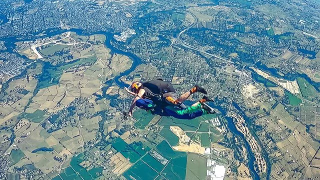 Things To Do in Hamilton Skydive Hamilton