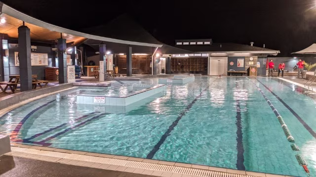 Things To Do in Mt Maunganui Hot Pools Mount Family Travel Guide Kida