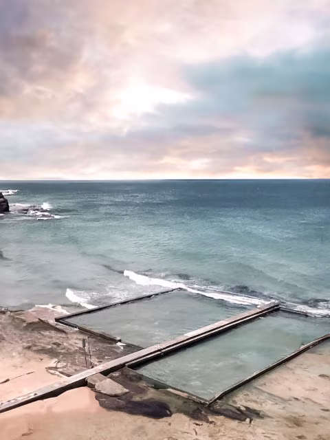 Grand Pacific Drive NSW Sydney Itinerary Stops Austinmer Rock Pool Travel Guide Kida
