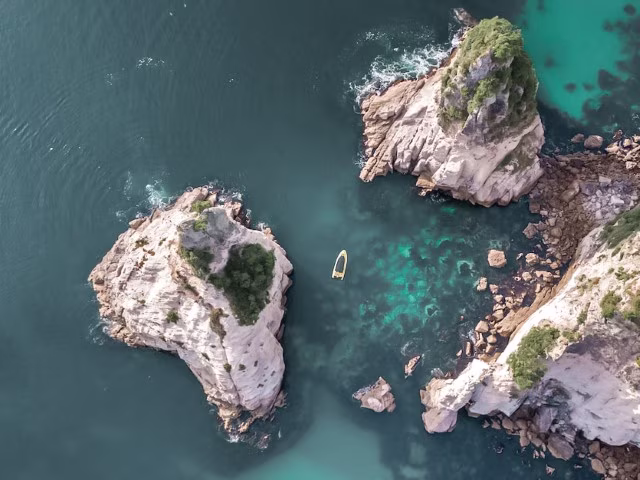 Things To Do in Coromandel Must-Do Cathedral Cove Boat Tour Family Travel New Zealand Blog Kida